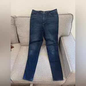 Abercrombie and Fitch Super Skinny High Rise Dark Wash Jeans